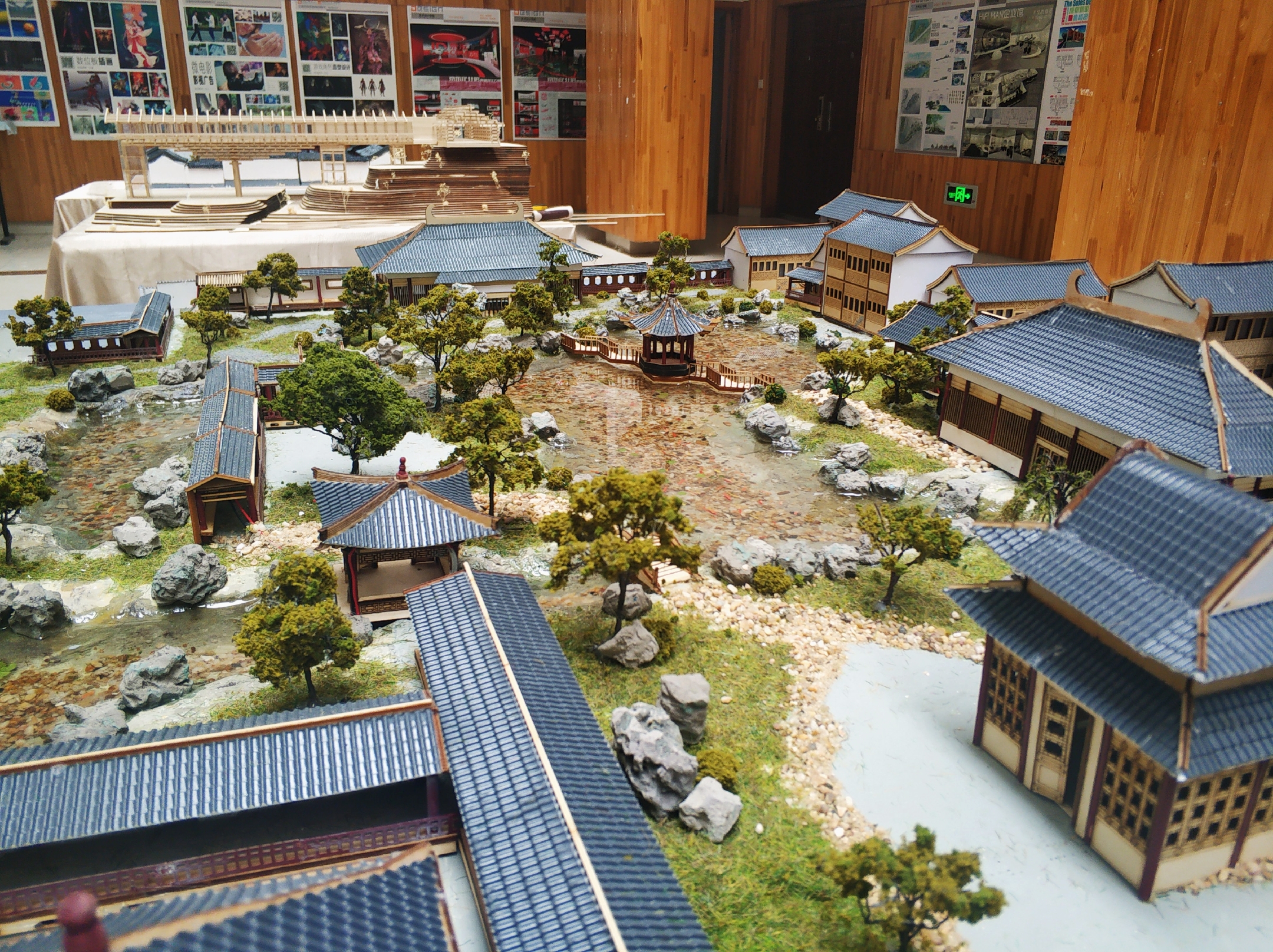 艺术学院环境设计专业举办2016级模型作品展